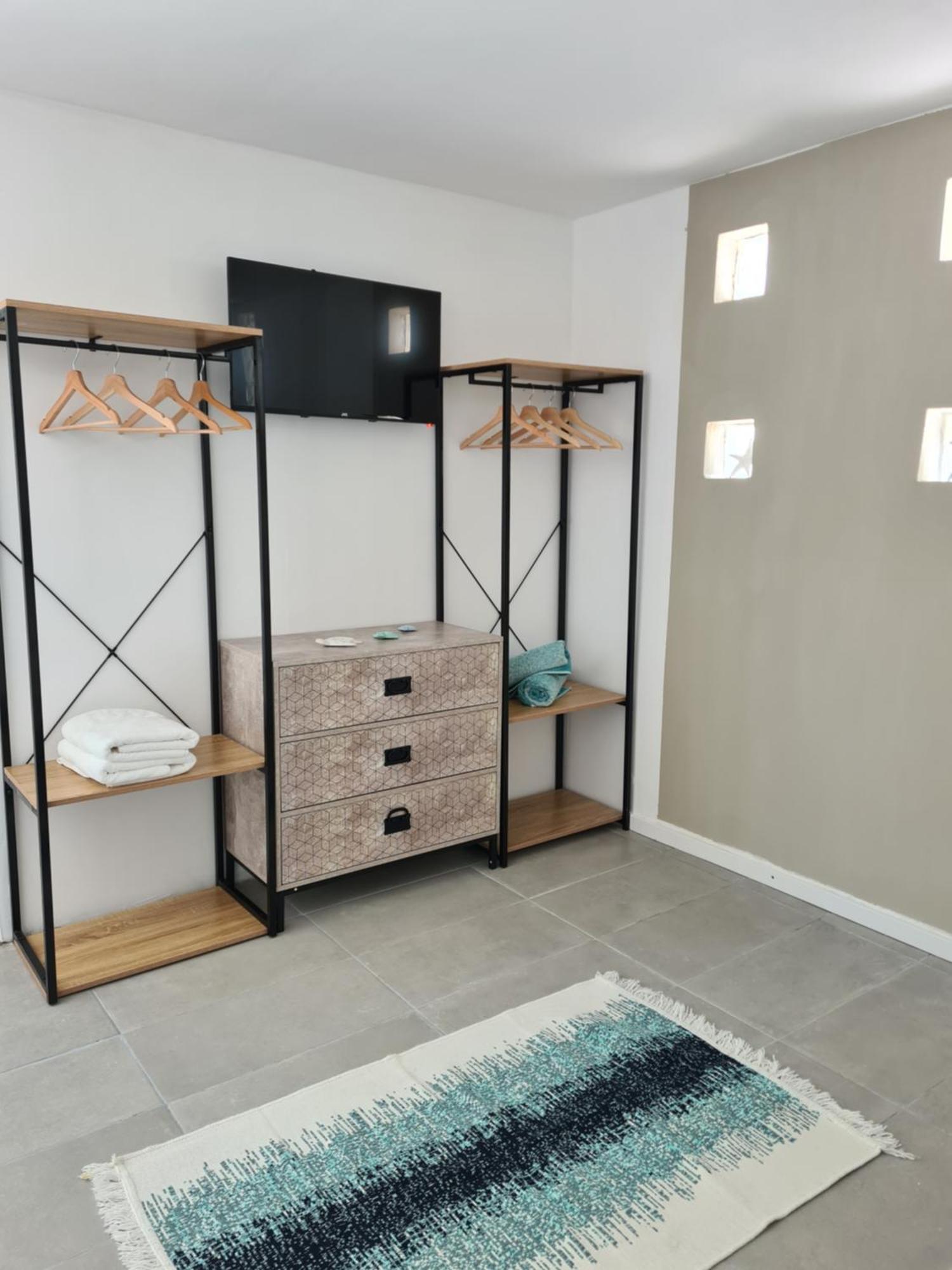 Greco Paradise Suites - Adult Only 尼尔斯吉尼 外观 照片
