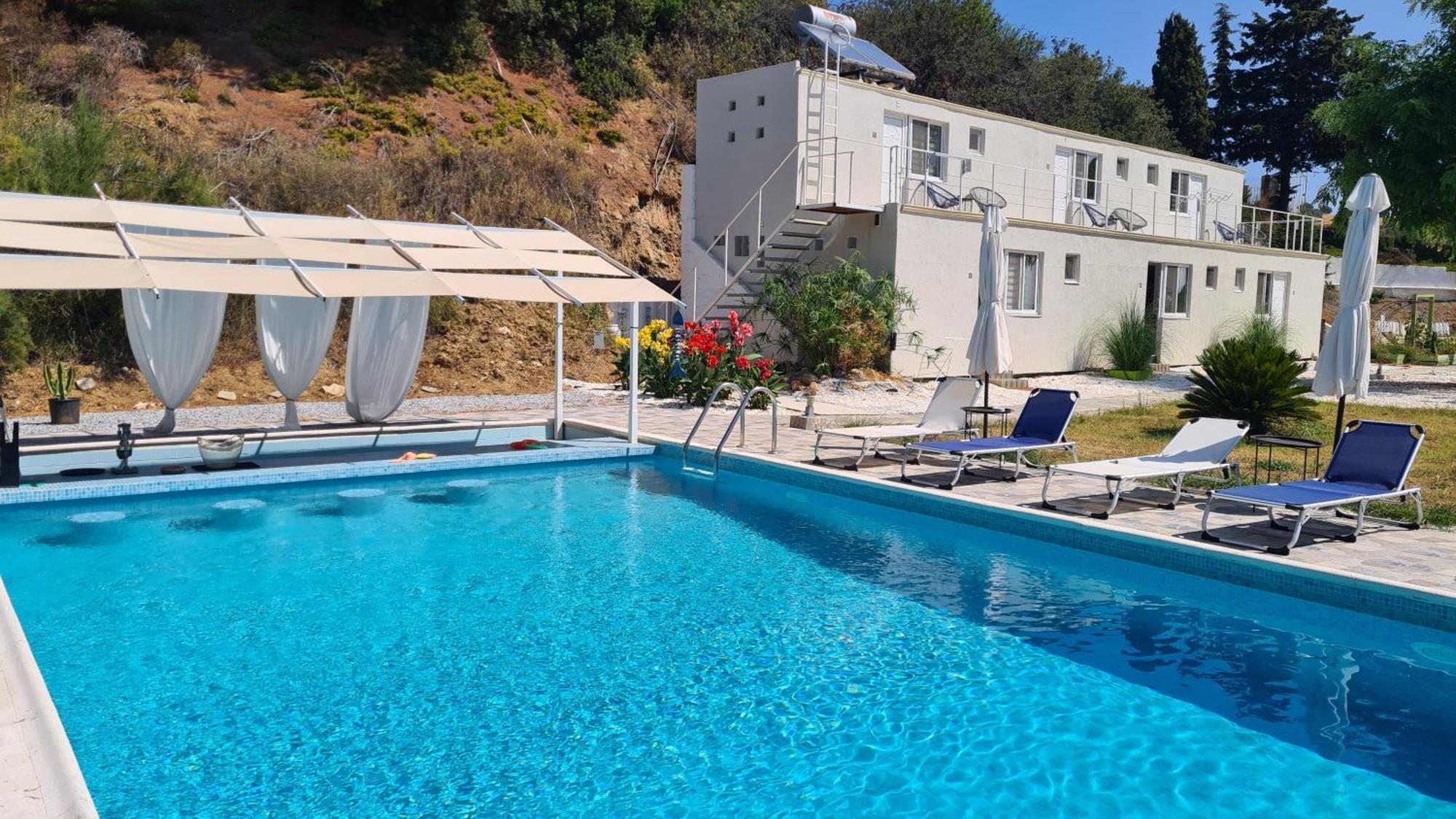 Greco Paradise Suites - Adult Only 尼尔斯吉尼 外观 照片
